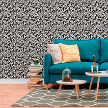 Load image into Gallery viewer, Classic Damask P&B Peel & Stick Wallpaper N012021