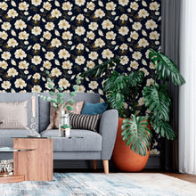 Load image into Gallery viewer, Floral Luxury Peel & Stick Wallpaper N013137