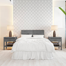 Load image into Gallery viewer, Kids Baloon Peel and Stick Wallpaper Roll
