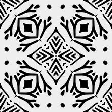 Load image into Gallery viewer, Mandala Luxury Peel &amp; Stick Wallpaper N014099
