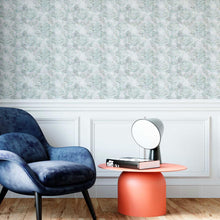Load image into Gallery viewer, Vintage Damask Peel &amp; Stick Wallpaper N09099
